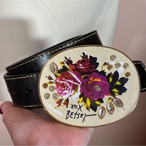 Betsey Johnson Vintage Y2K Western Black Leather Oversized Floral Belt med 31-35